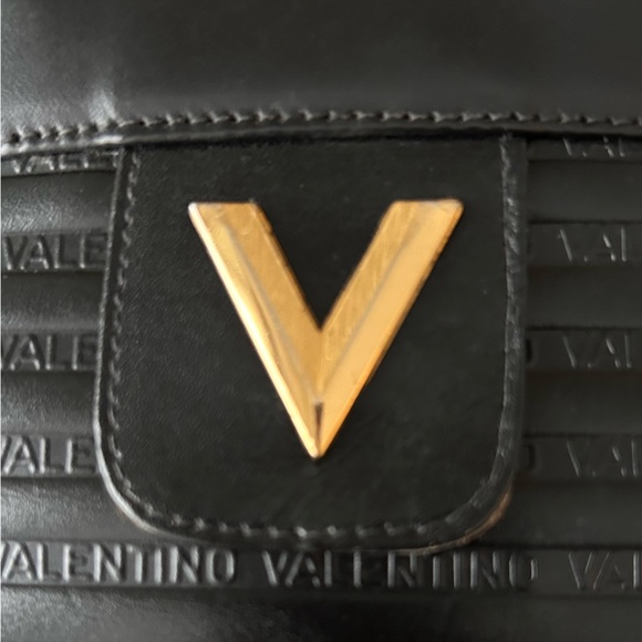 Valentino Clutch Bag EUC - Picture 6 of 10